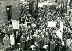 Les femmes dans l'action militante, syndicale et revendicative de 1945 à nos jours