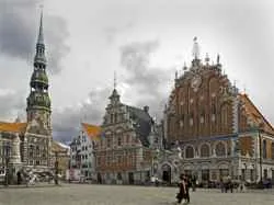 Russia and the nation-state building in Latvia
